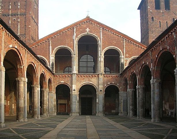Photo of Colonna del diavolo di Sant’Ambrogio: il mistero delle corna