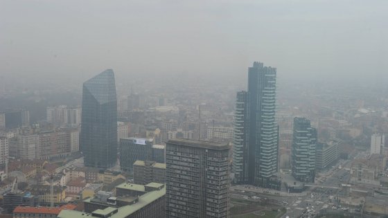 Photo of Smog a Milano? Sì, e vale un argento europeo!