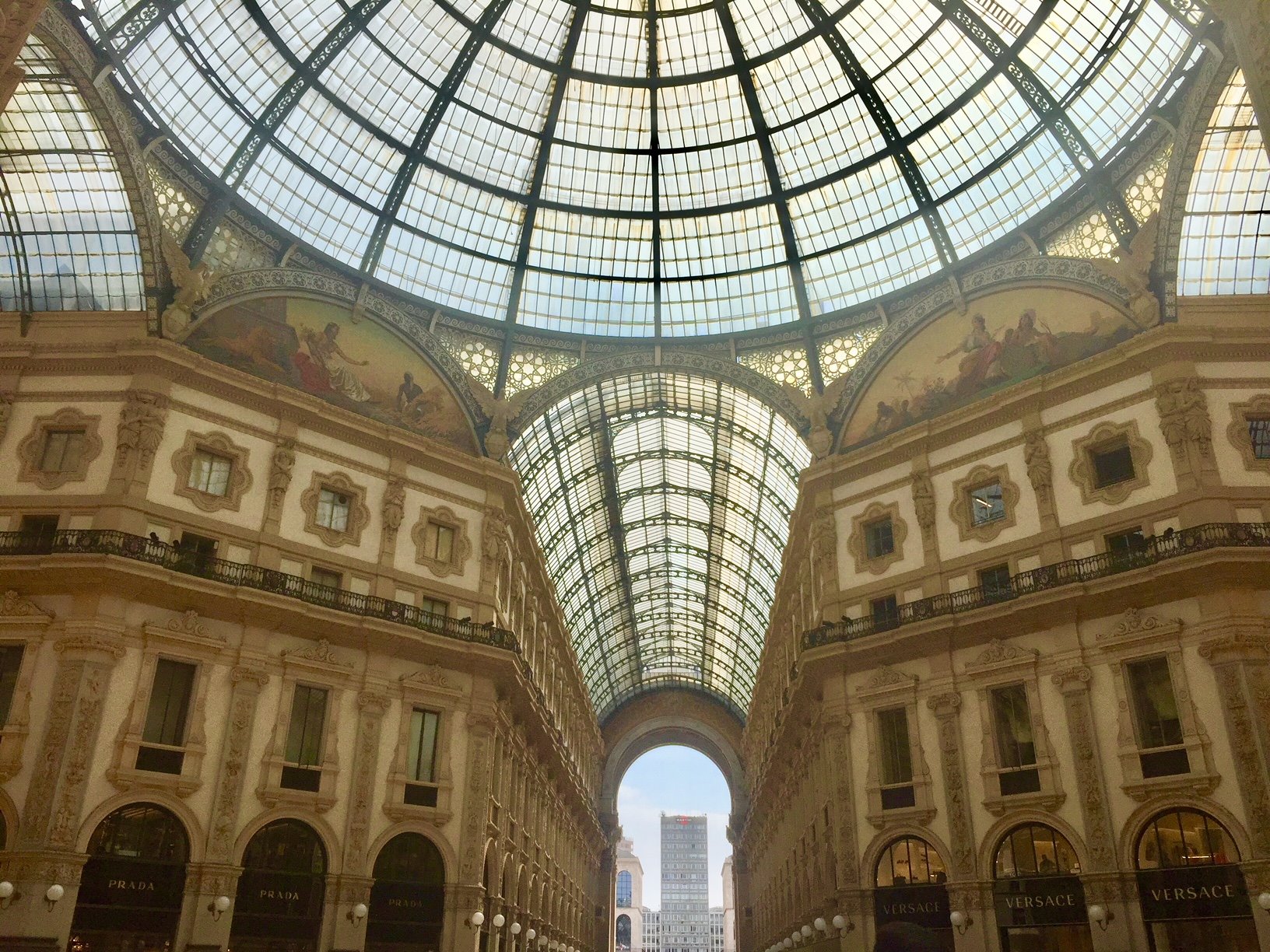 Photo of 7 curiosità sulla Galleria Vittorio Emanuele II di Milano