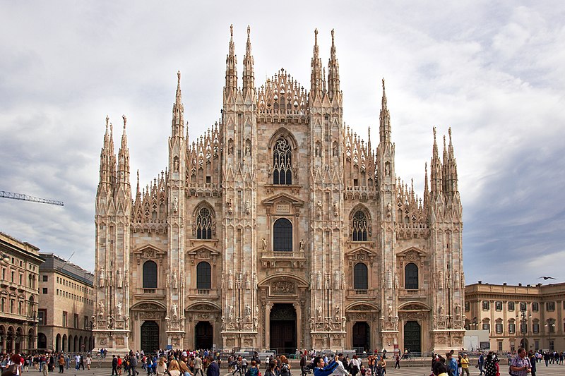 Photo of Il fantasma del Duomo di Milano: la donna dei matrimoni