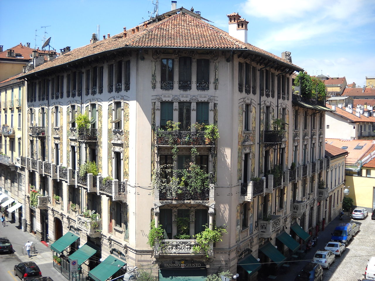 Photo of Casa Galimberti a Milano: restauro di uno dei simboli dello stile liberty in città.