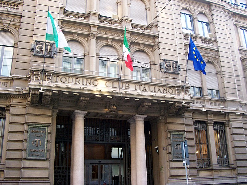 Photo of 8 novembre 1894: nasce a Milano il Touring Club di viaggi e turismo!