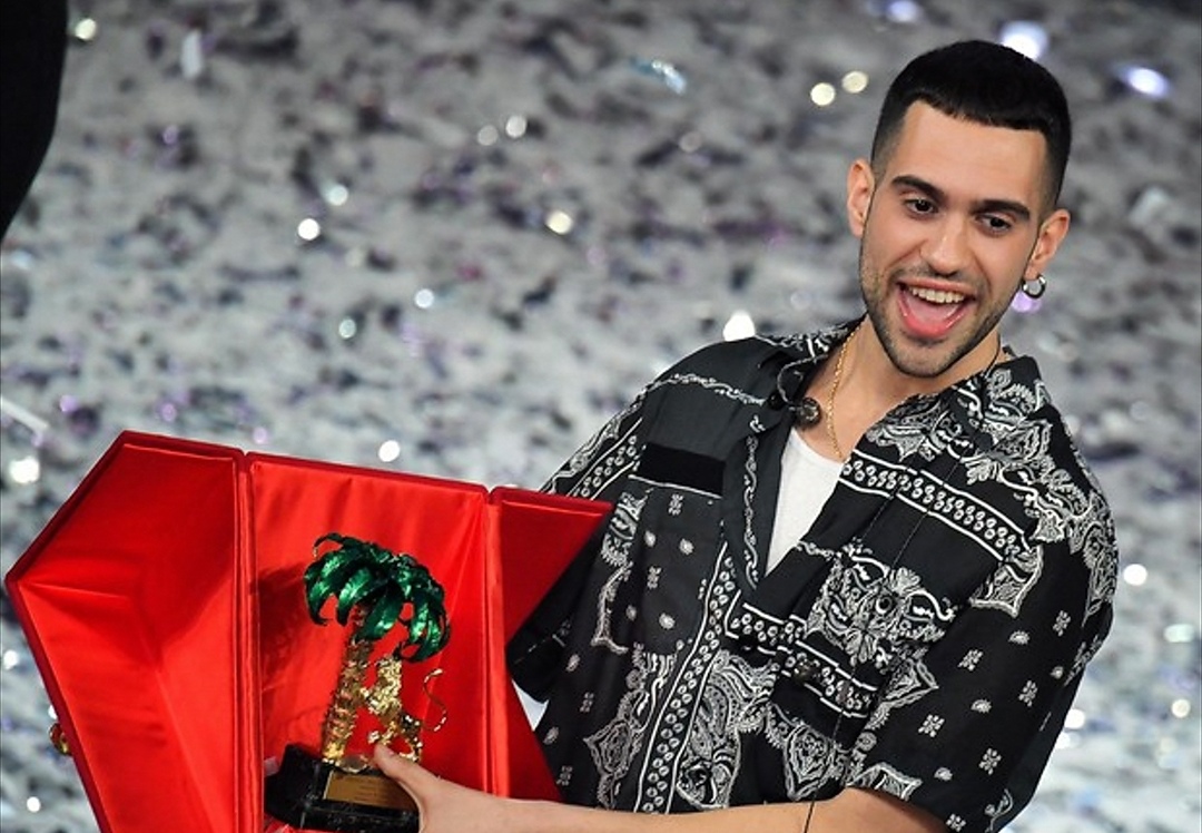 Photo of Il rapper milanese Mahmood vince il Festival di Sanremo 2019 con “Soldi”