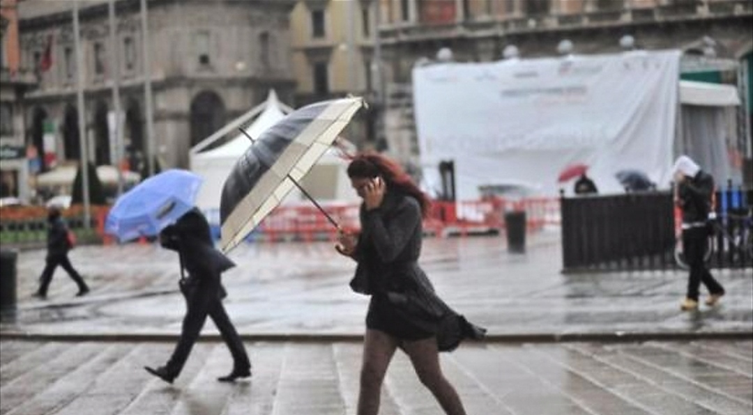 Photo of Meteo, a Milano la Protezione Civile lancia l’allerta gialla per il vento forte