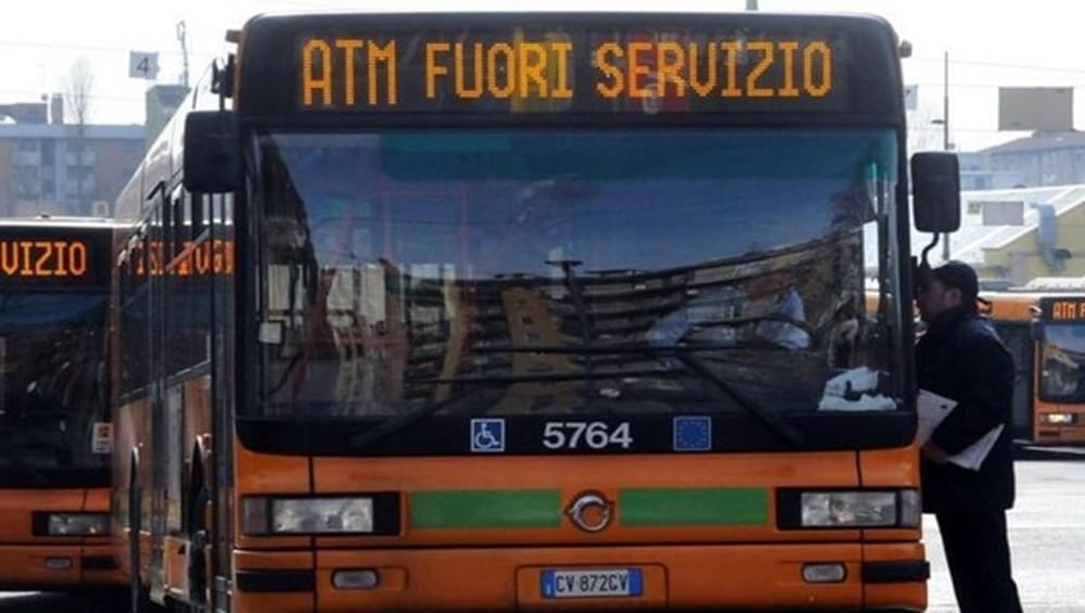 Photo of In arrivo un nuovo sciopero dei mezzi pubblici a Milano: fermi bus, tram, metro e treni